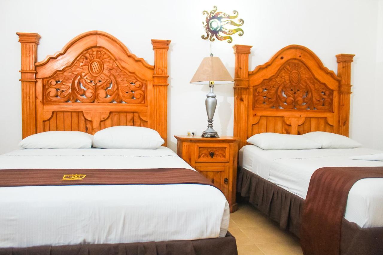 Palacio Canton Hotel - Valladolid Βαγιαδολίδ Εξωτερικό φωτογραφία